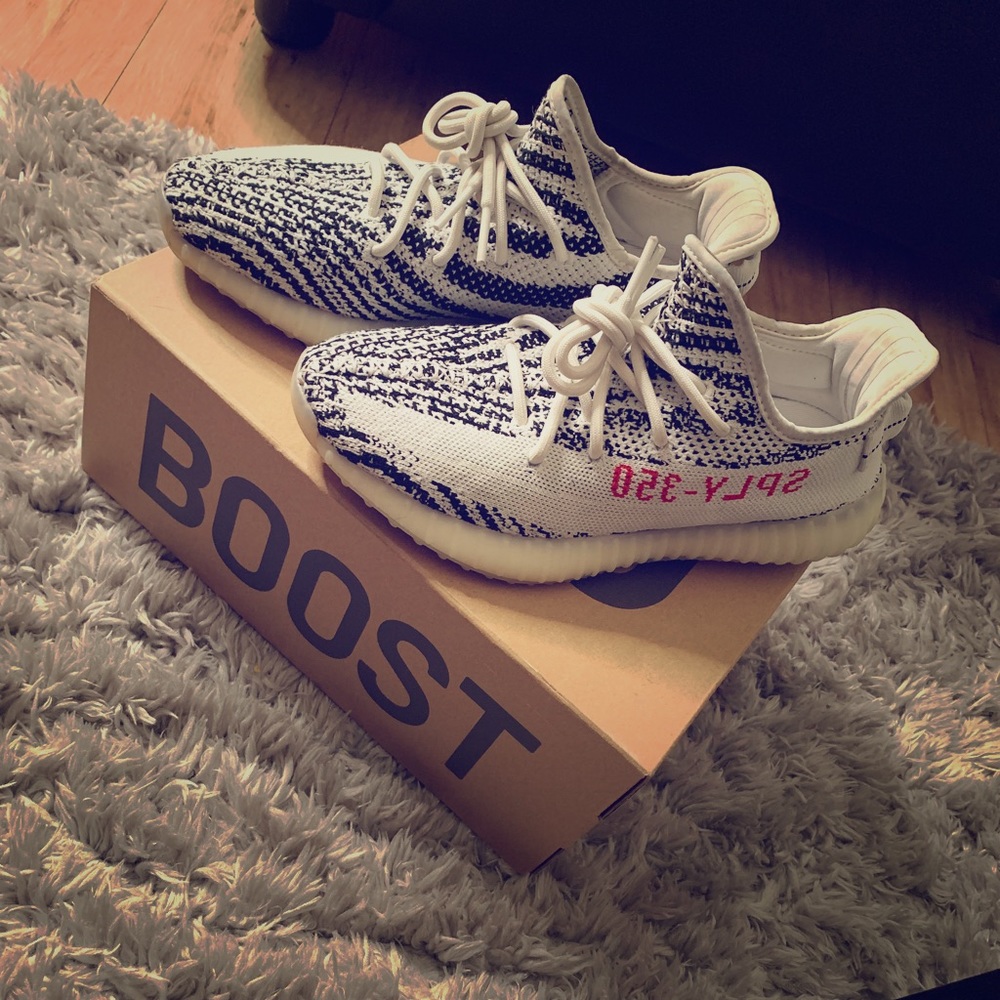 Yeezy 350 Zebra